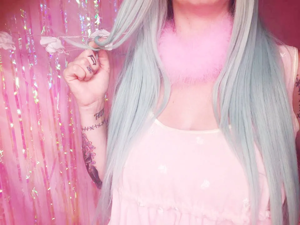 FLUFFY CHOKER