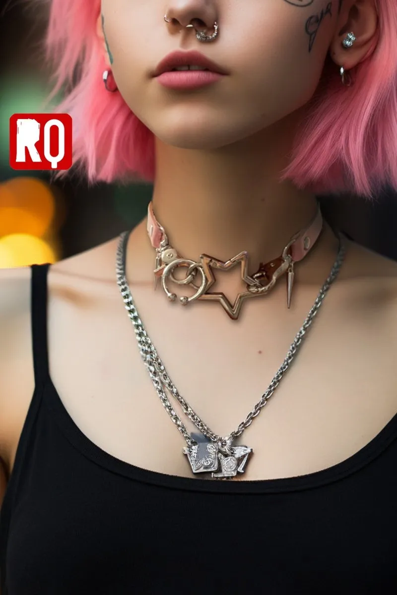 Punk Hollow Star leathers choker